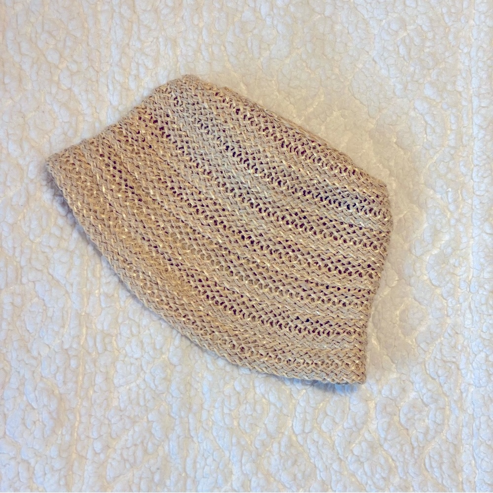 Levi’s size Small Jute Hat